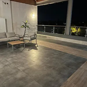  Apartment Das Penthouse Airport